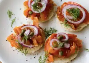 Näin muutat porkkanat kylmäsavuloheksi: tarvitset vain muutaman raaka-aineen