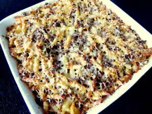 Valmista makaronilaatikko huippukokin reseptillä: ”Laatikosta tulee mehukkaampi”