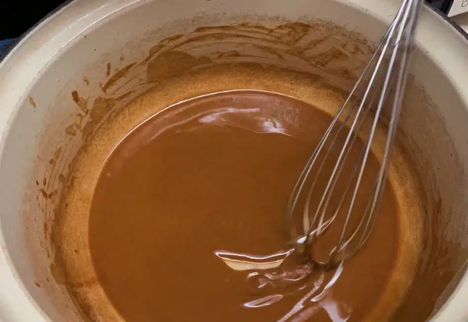 Jokaisen tulisi osata valmistaa tämä klassinen kastike – helppo kuin mikä