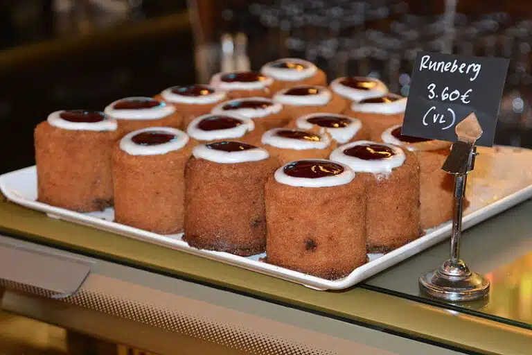 Tässä on markettien paras runebergintorttu – IS:n suuri lukijakysely