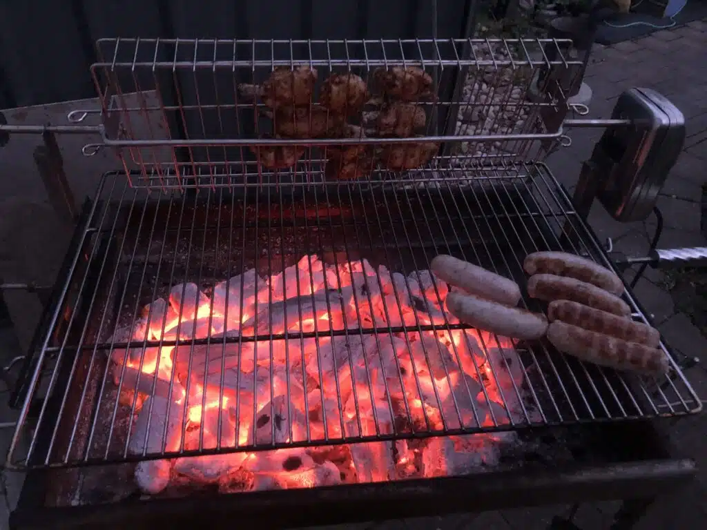 Puhdista grilliritilä ennätysajassa – sinun ei tarvitse tehdä käytännössä mitään!