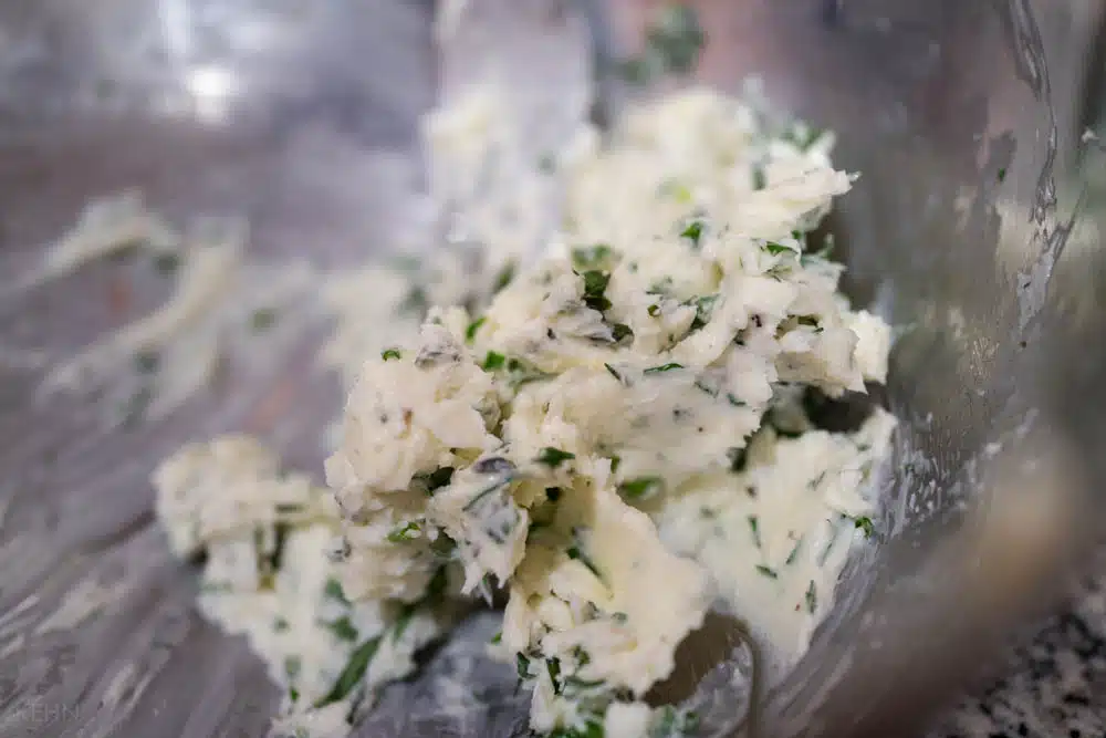 Kesäkeittiön salainen ase valmistuu nokkosesta – täydellinen levite!