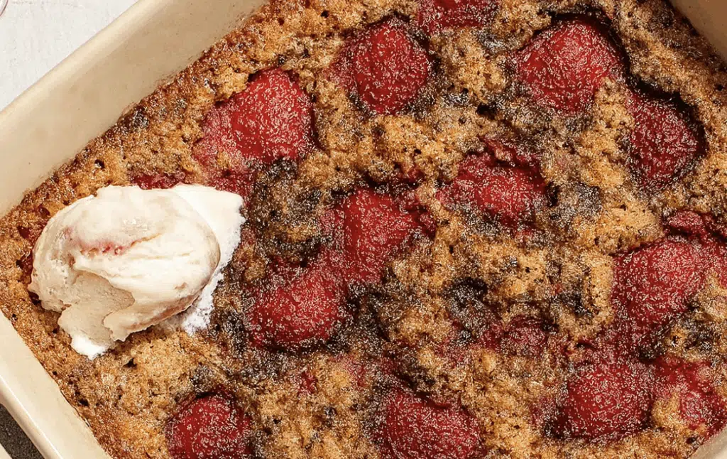 Lisää mansikkapaistokseen salainen ainesosa – antaa ihanan vivahteen