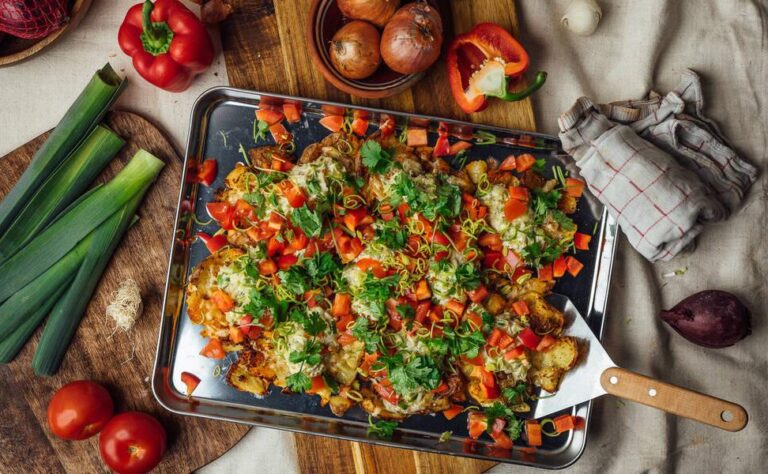 Valmista perunoista nachopelti – herkullinen smetana-purjotäyte kruunaa kokonaisuuden