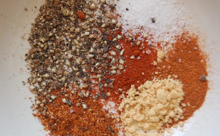 Harri Syrjänen ei voi sietää tätä suosikkimaustetta – muuttaa maun valmisruoaksi