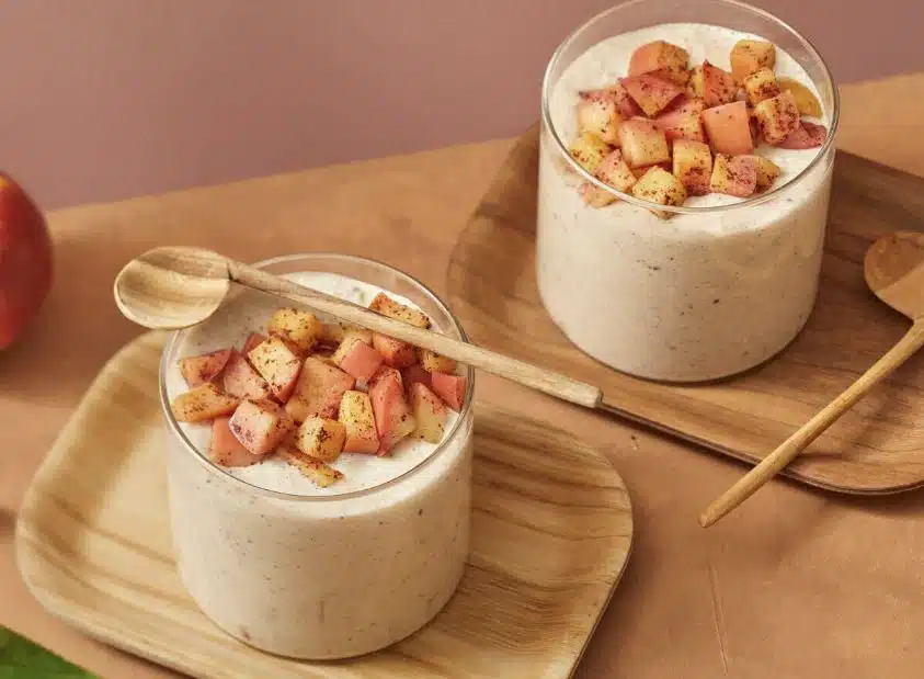 Jälkiruoalta maistuva aamupala – näin valmistat omenapiirakka-tuorepuuron