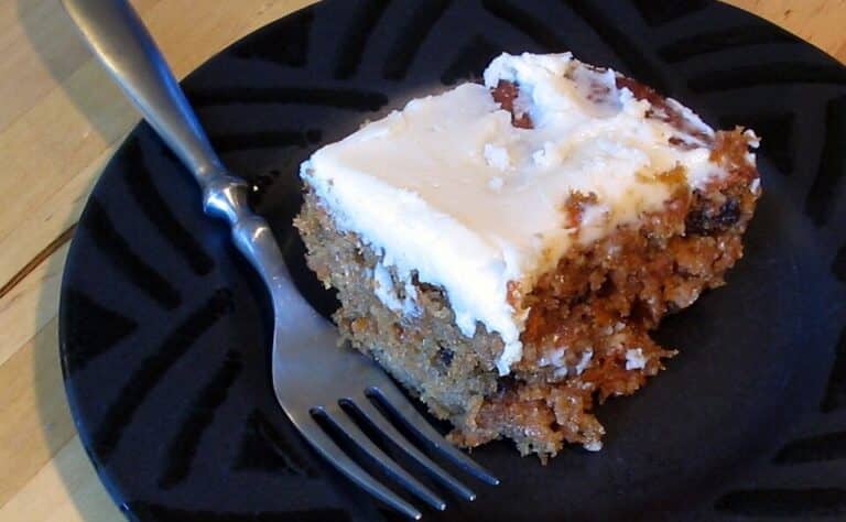 Lisäsin ananasmurskaa perinteisen kakun taikinaan - lopputulos ylitti kaikki odotukseni Lisäsin ananasmurskaa perinteisen kakun taikinaan – lopputulos ylitti kaikki odotukseni