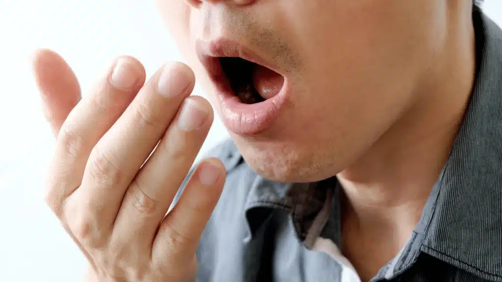 Hengitykseni haisi usein - pienen pieni teko muutti kaiken Hengitykseni haisi usein – pienen pieni teko muutti kaiken