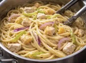 Harri Syrjänen lisää pastaan ”kielletyn aineksen” – uskallatko kokeilla?