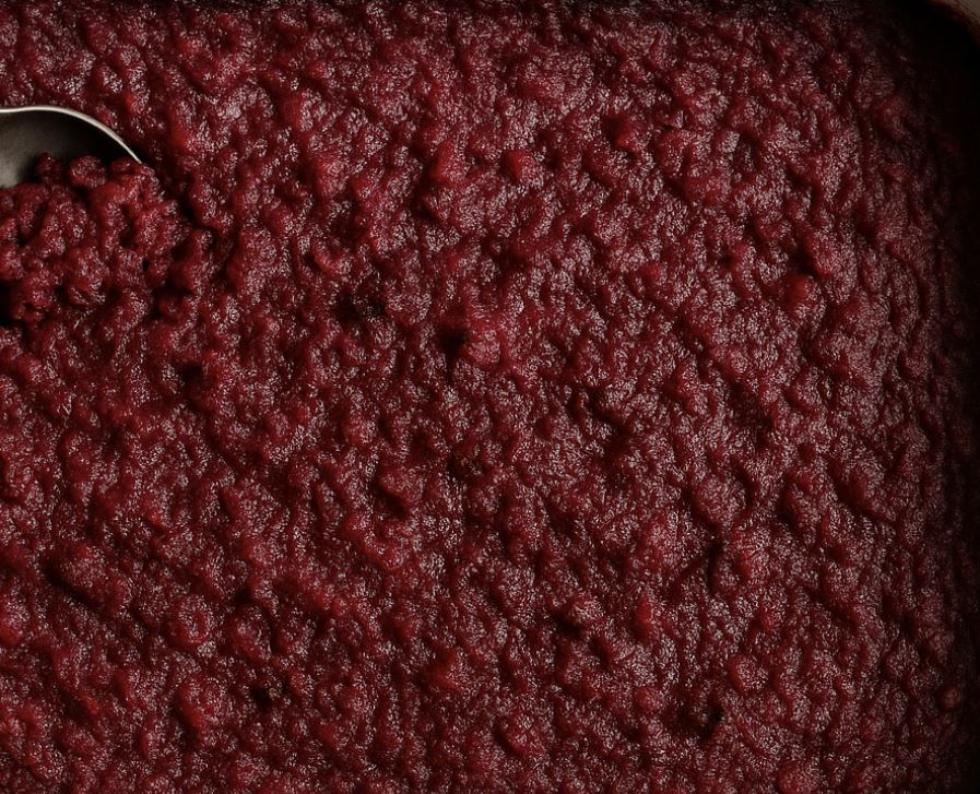 Mahtava lisä joulupöytään – näin valmistat punajuurilaatikon