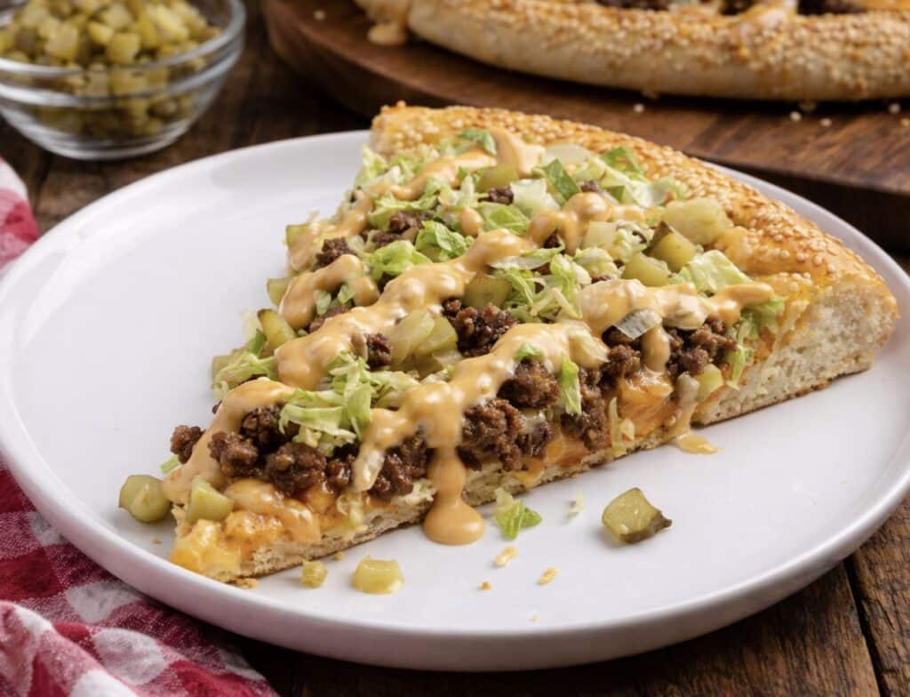 Big Mac -pizza saa makunsa kastikkeesta