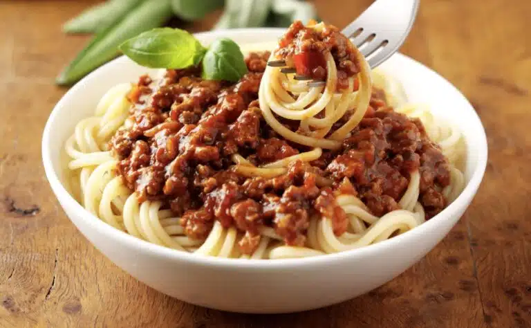 Klassinen bolognesekastike - resepti, joka jokaisen tulisi osata Klassinen bolognesekastike – resepti, joka jokaisen tulisi osata