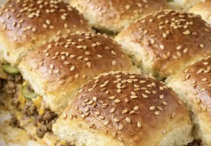 Paras tapa valmistaa juustohampurilainen - kaikki yhdessä vuoassa Paras tapa valmistaa juustohampurilainen – kaikki yhdessä vuoassa