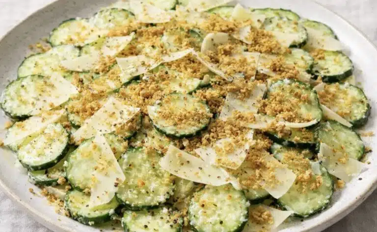 Herkullisin tapa syödä kokonainen kurkku – koko lautanen tyhjenee kerralla