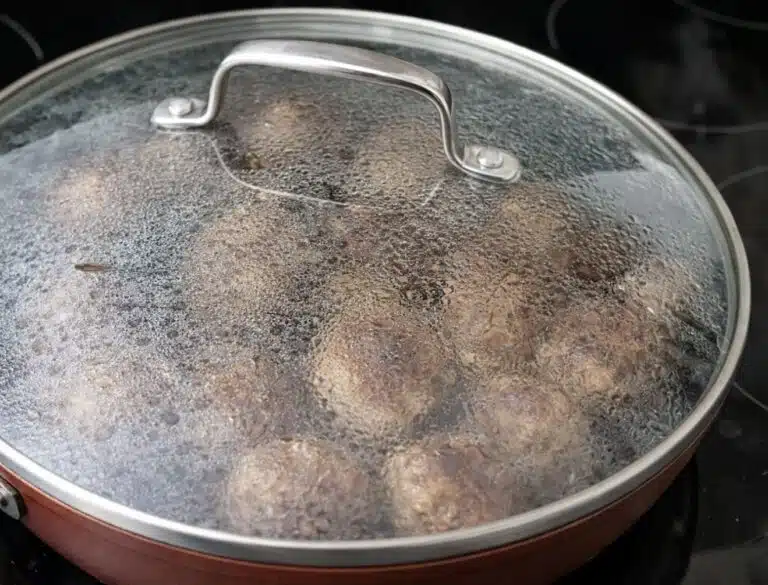 Parhaat lihapullat eivät synnykään uunissa paistamalla tai pannulla