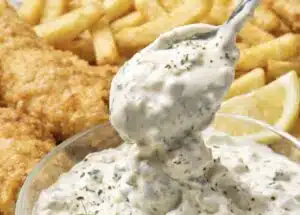 Tämä kastike on melkeinpä pakko osata – täydellistä kalan kanssa