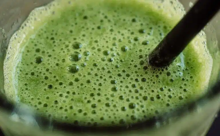 Lisäsin matchaa smoothieen viikon ajan – tulokset yllättivät