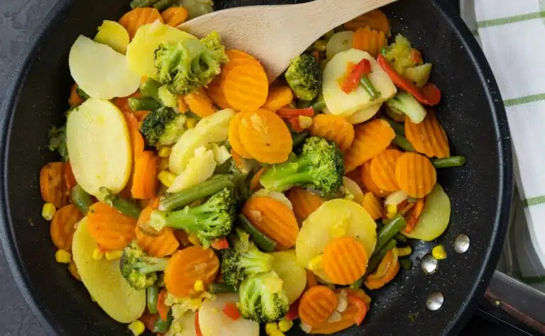 Yleinen virhe tuhoaa pakastevihannesten vitamiinit – varmista ettet tee tätä