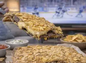 Tortillaletut pellille ja päälle jauheliha – parempaa kisaherkkua et saa kaupasta