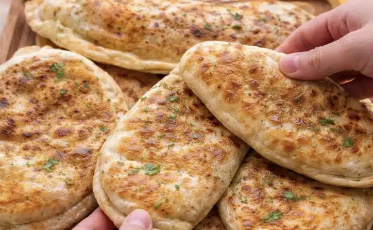 Maistettuasi tätä pannuleipää, et muuta halua – sisältää salaisen täytteen