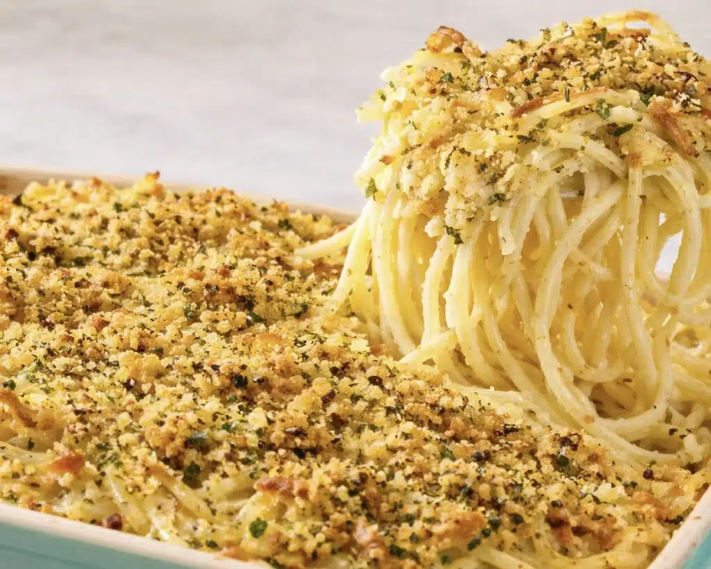 Uunipastasta tulee tolkuttoman hyvää tällä reseptillä – ja vieläpä edullisesti Uunipastasta tulee tolkuttoman hyvää tällä reseptillä – ja vieläpä edullisesti